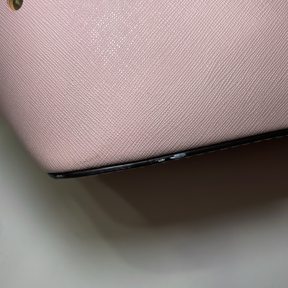 Michael Kors Light Pink Tote with Cutout Gold Accents - Picture 5 of 16